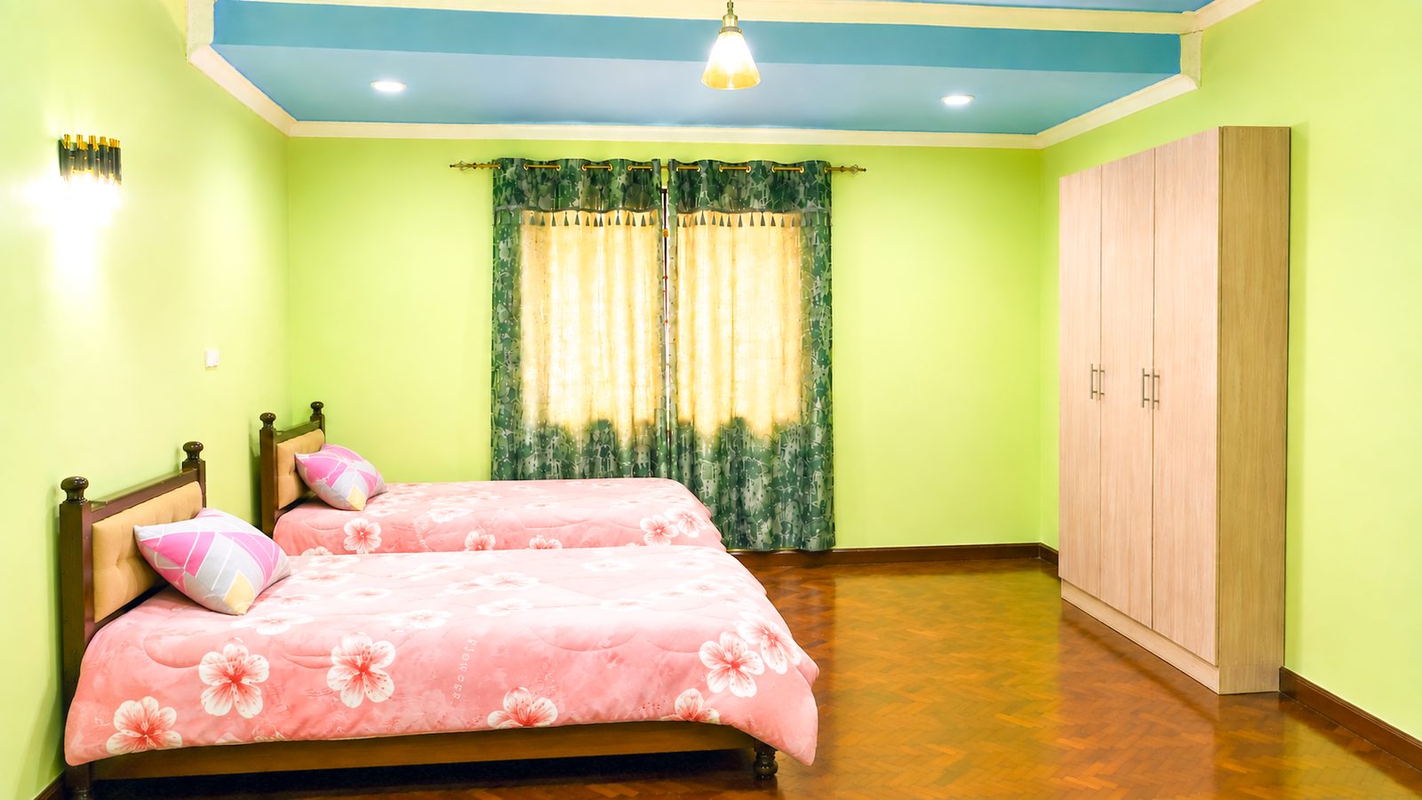 Gents Rooms